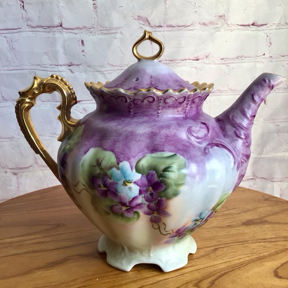 Vintage Signed Selb Bavaria Germany Purple and Blue Floral Footed Teapot - Picture 5 of 10